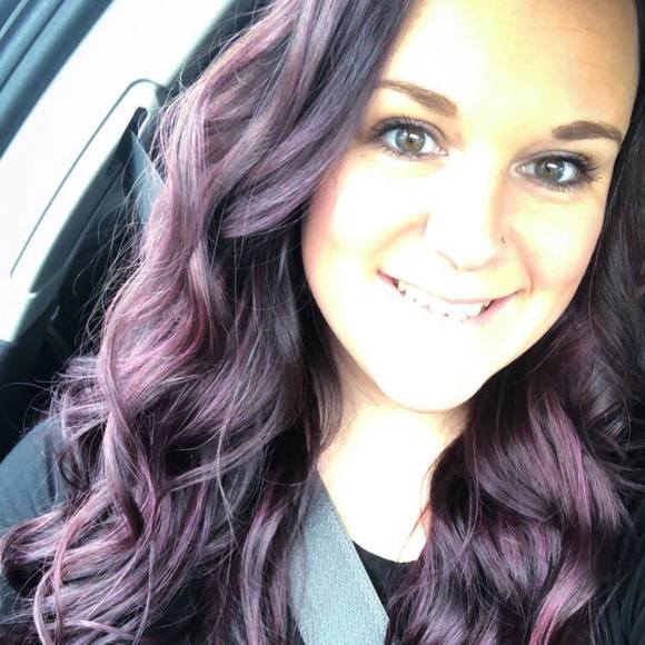 Meet your Posher, Rachele - Picture 1 of 1